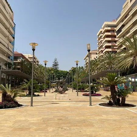 Apto En El Centro De En 2 Linea De Playa Apartment Marbella