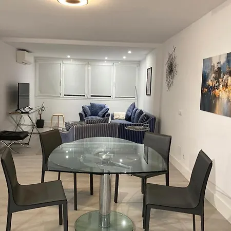 Apto En El Centro De En 2 Linea De Playa Apartment Marbella